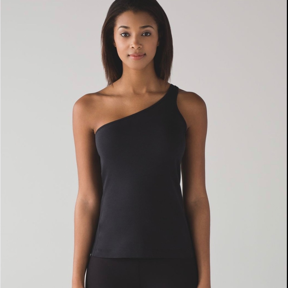 Cold shoulder top